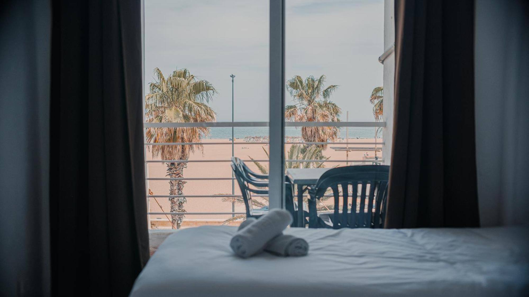 Barraca Suites Valencia Bagian luar foto
